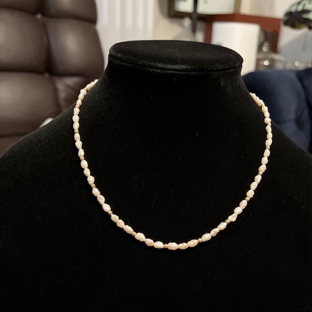 14k stamped Elegant Freshwater Pearl and Gold bead 19” Necklace 5mm